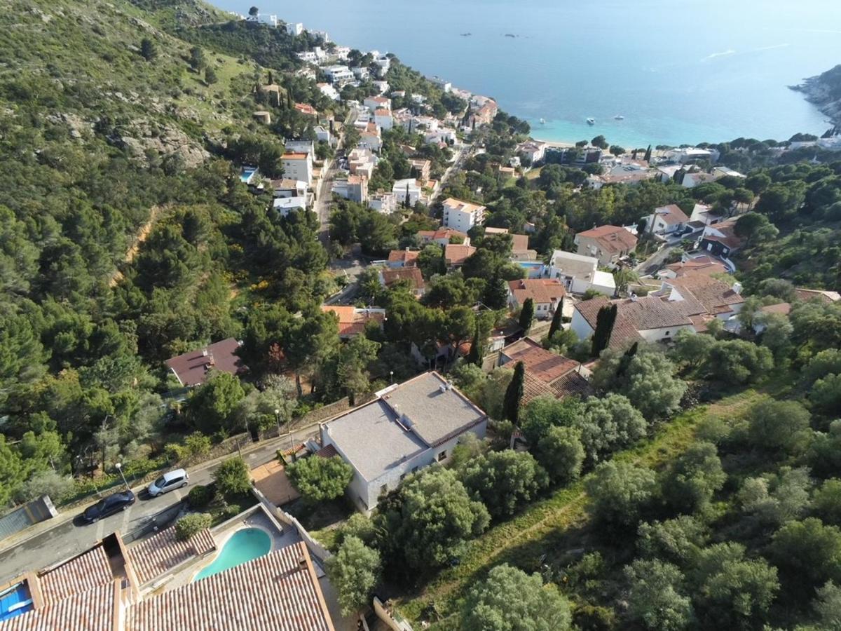 Avec Piscine Et Magnifique Vue *